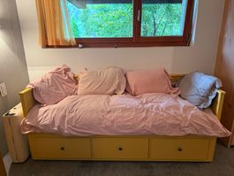 Hemnes Sofa lit /comme neuf