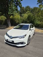 Toyota Auris Hybrid frisch am MFK