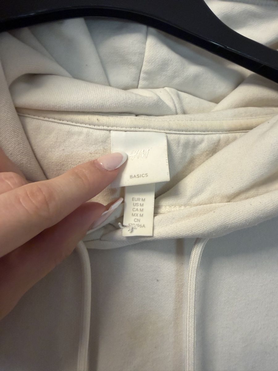 H&M Maglioni & Felpe: H&M Basic Hoodie Weiss Grösse M  – Usato da Zürich venduto da gabrielabaz 2