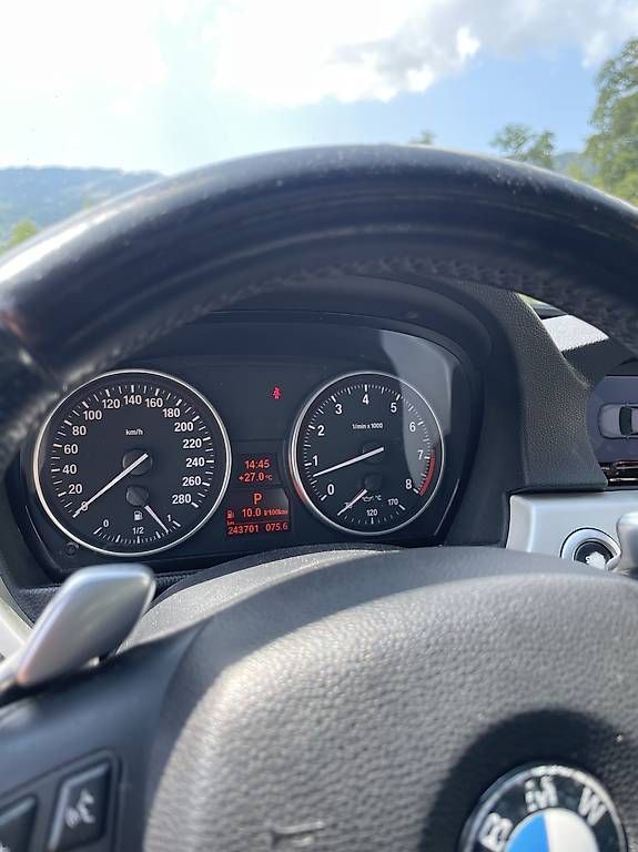Autos: BMW 335XI Touring E91 – Gebraucht aus Altstätten SG von lau_8yhc 3