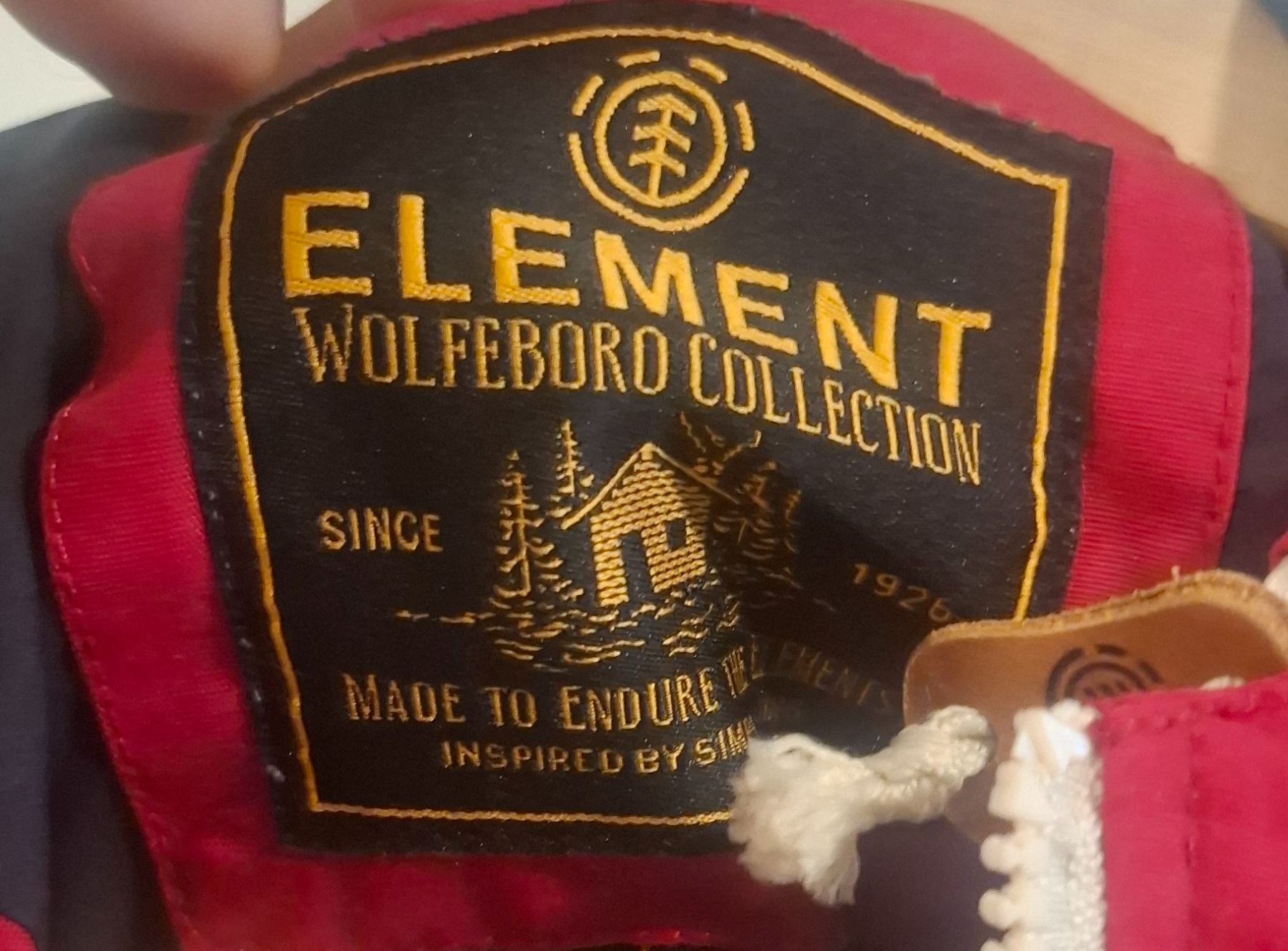 Element Giacche: Element Wolfeboro Collection Jacket, Red and Black – Nuovo (secondo la descrizione) da Affoltern am Albis venduto da AlpineParcel 1