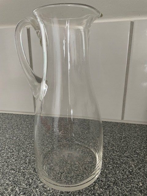Caraffe: Grosser Glaskrug – Usato da Wermatswil venduto da TAndry