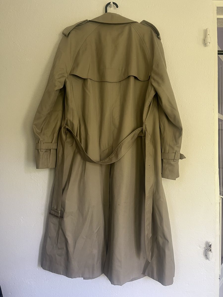 Burberry Cappotti: Burberry Trench-coat Taille M/L – Usato da Lausanne venduto da NathanJeckelmann 1