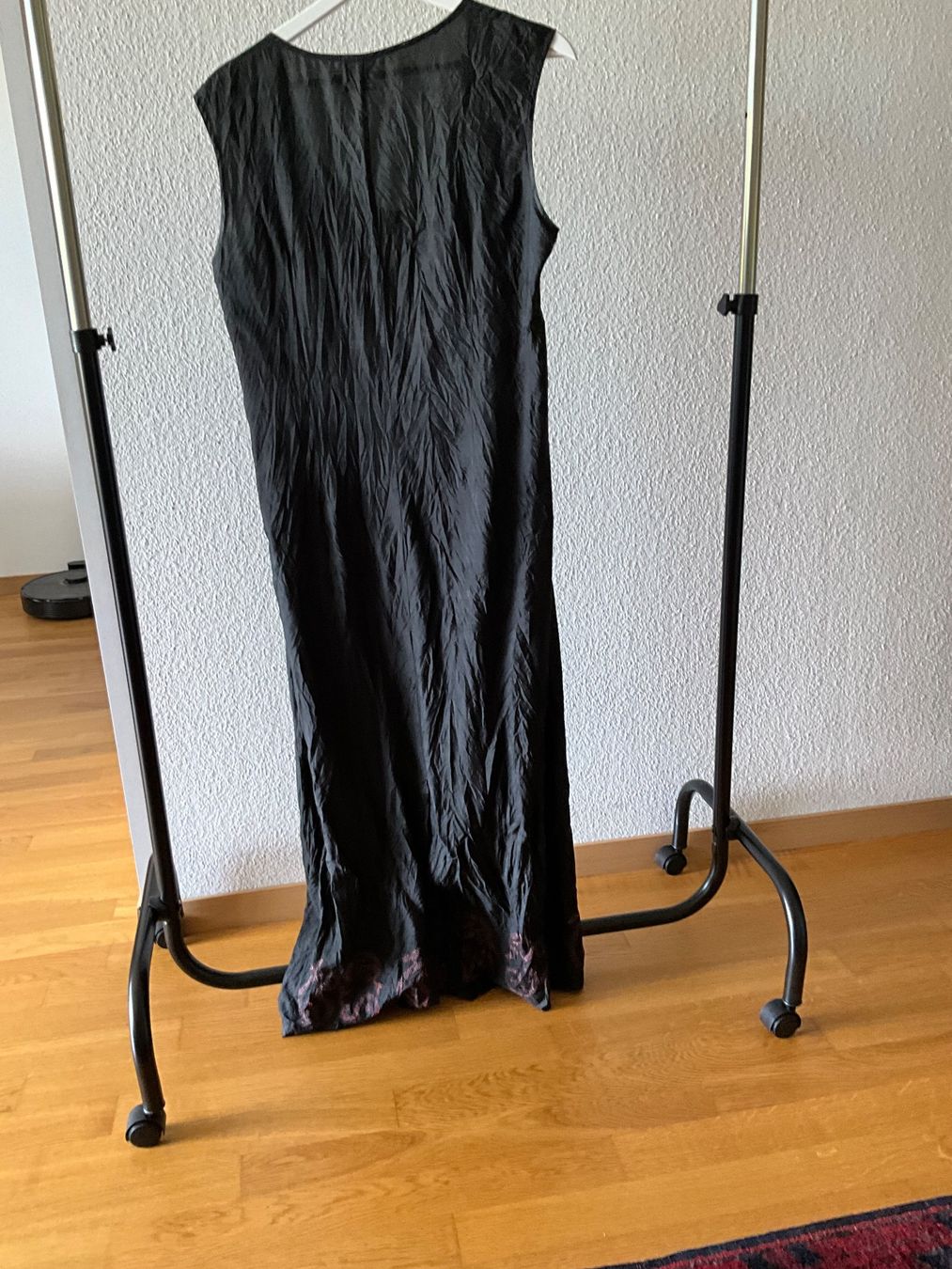 Vestiti: Kleid aus 100% Seide Gr. ca. M – Nuovo (secondo la descrizione) da Muri b. Bern venduto da SmuriS 1