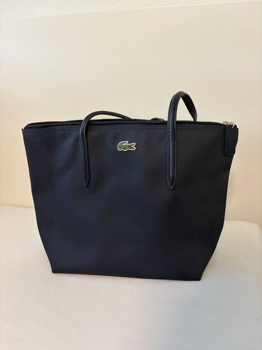 Lacoste Borse: Lacoste Handtasche dunkelblau neuwertig – Nuovo (secondo la descrizione) da Nussbaumen AG venduto da aline.ha 1