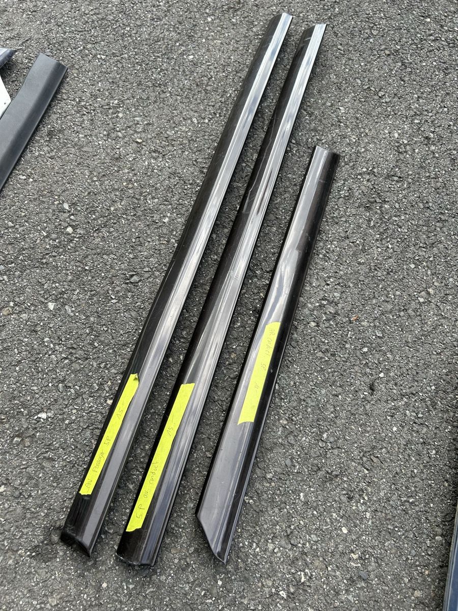 Volkswagen Tutti pezzi di ricambio auto: Baguettes  VW golf 3 / VW vento  – Usato da Muraz (Collombey) venduto da Wolfdog1978