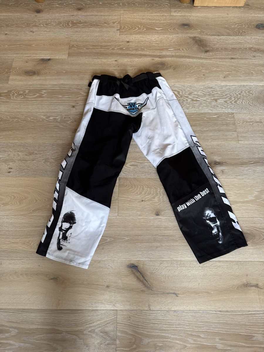 Pantaloni: Inline Hose Wrhat Weiss Schwarz Grösse M – Usato da Schlierbach venduto da Lega1 1