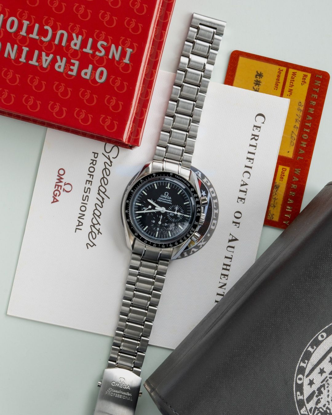 Omega Orologi: Omega Speedmaster Apollo XVII Limited Edition Box & Papers – Usato da Genève venduto da Prometheus_Watches 1