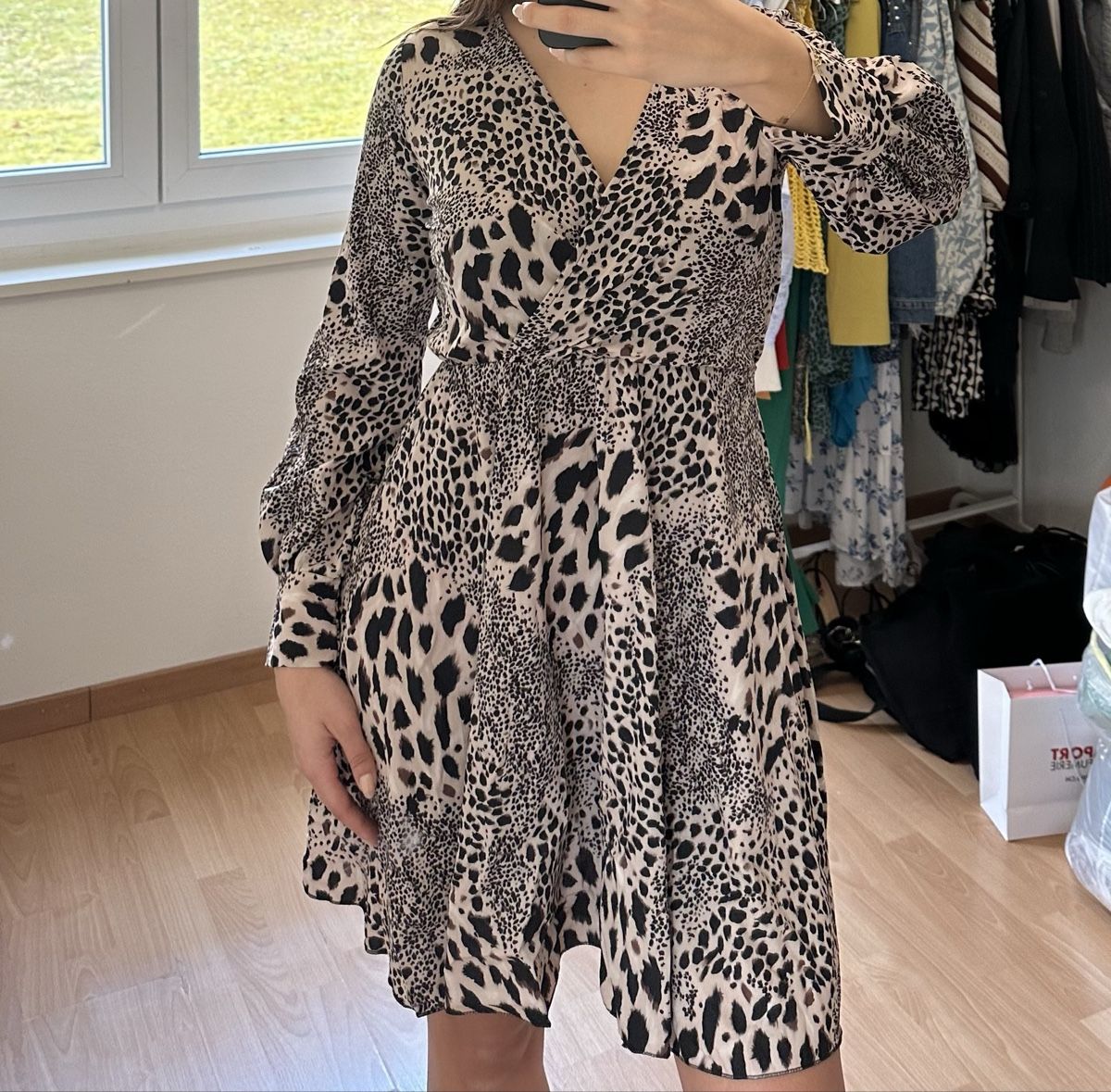 Zebra Robes: Leopardenmuster Kleid, Herbst – D'occasion à Volketswil par hal_65hj 1
