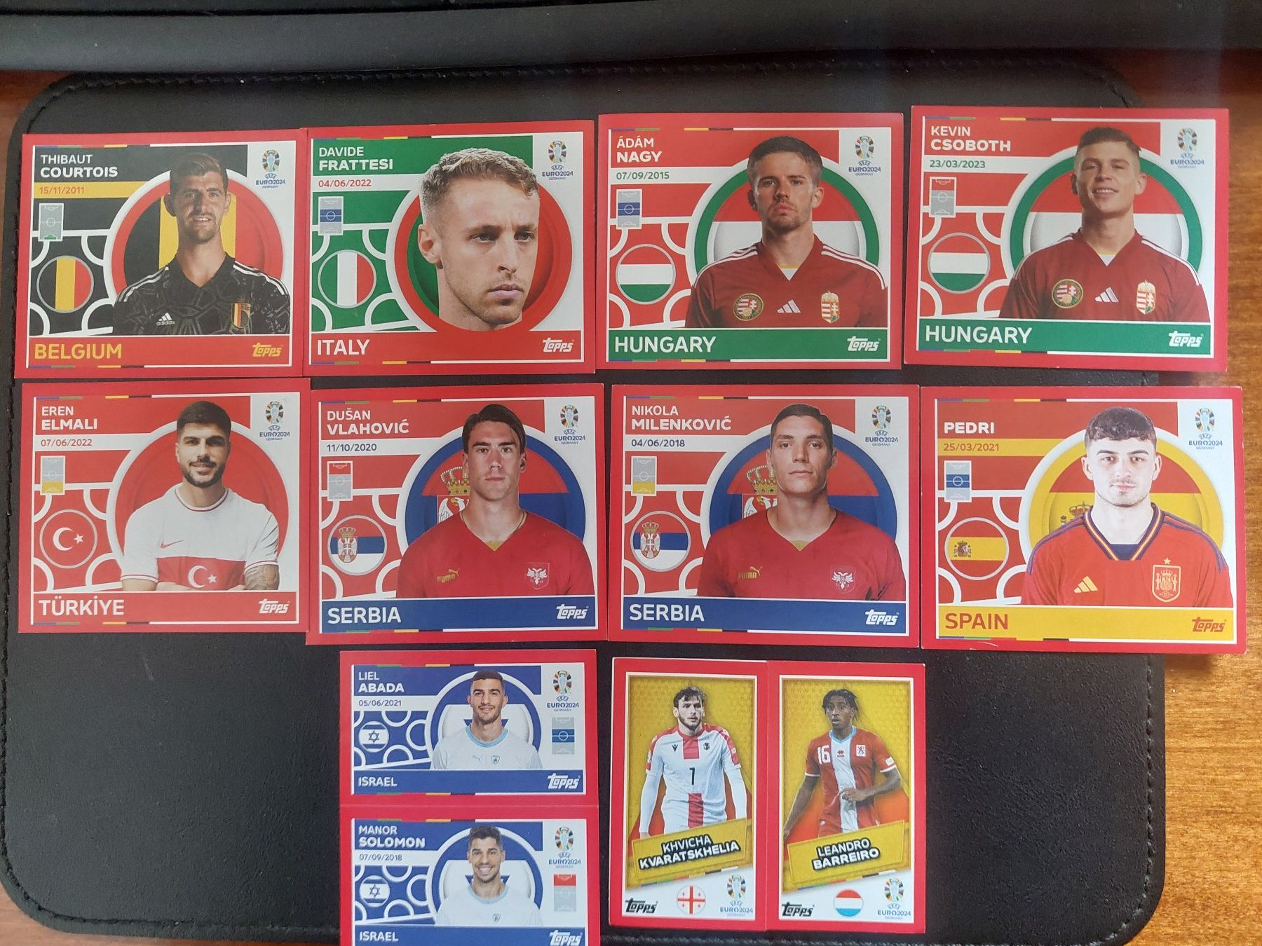Topps Carte collezionabili: EURO 2024 10x stickers TOPPS – Usato da Biel/Bienne venduto da Deboma