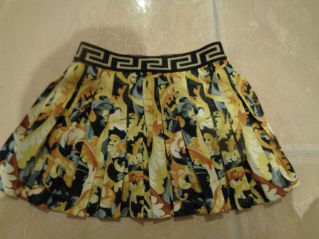 Versace neuer Jupe, 4J 104 NP 285 Fr