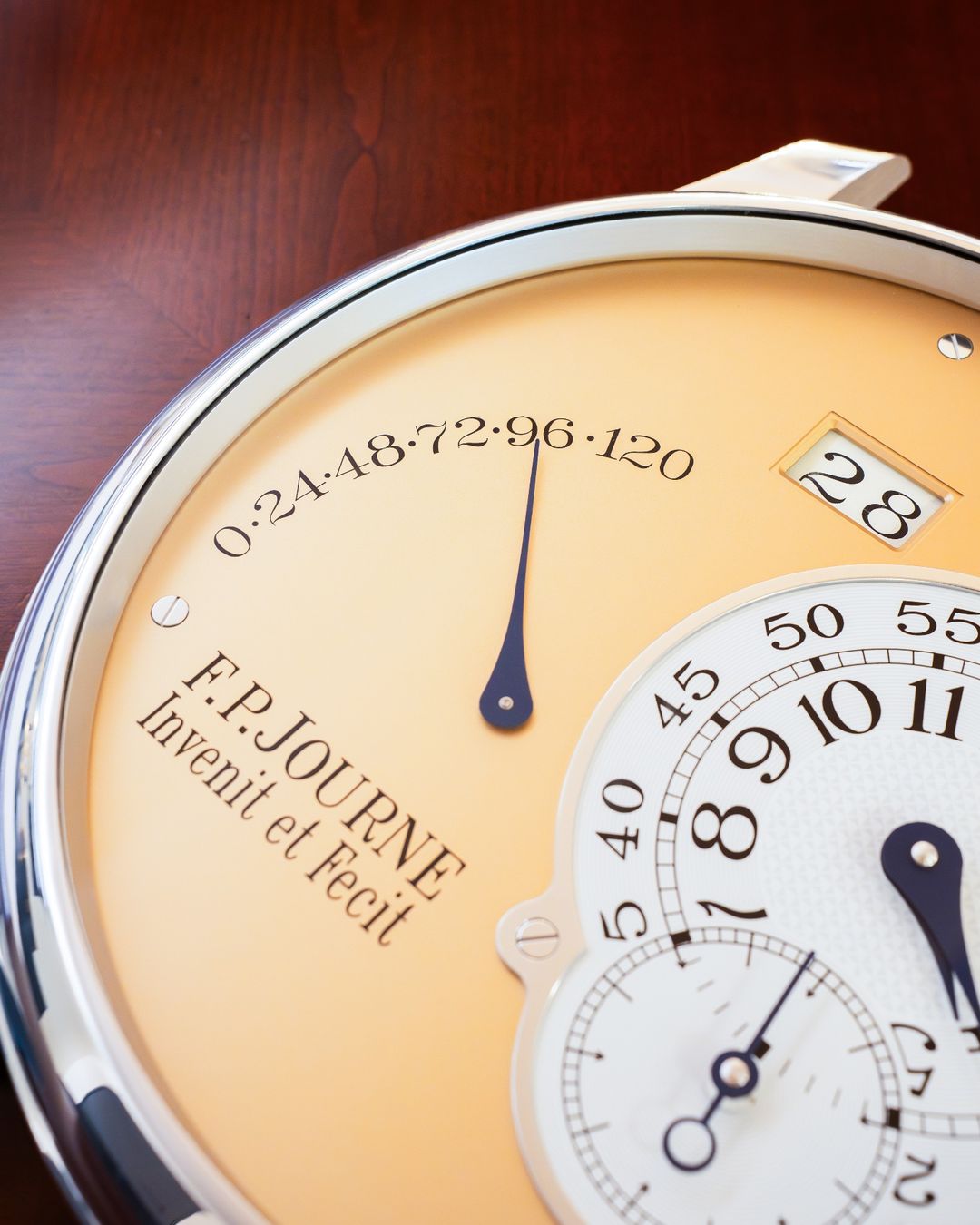 Orologi da terra & Orologi da parete: Wall clock FP Journe Octa Réserve de marche Extremely rare – Nuovo e nell'imballaggio originale da Genève venduto da Swisstreasures-SA 5