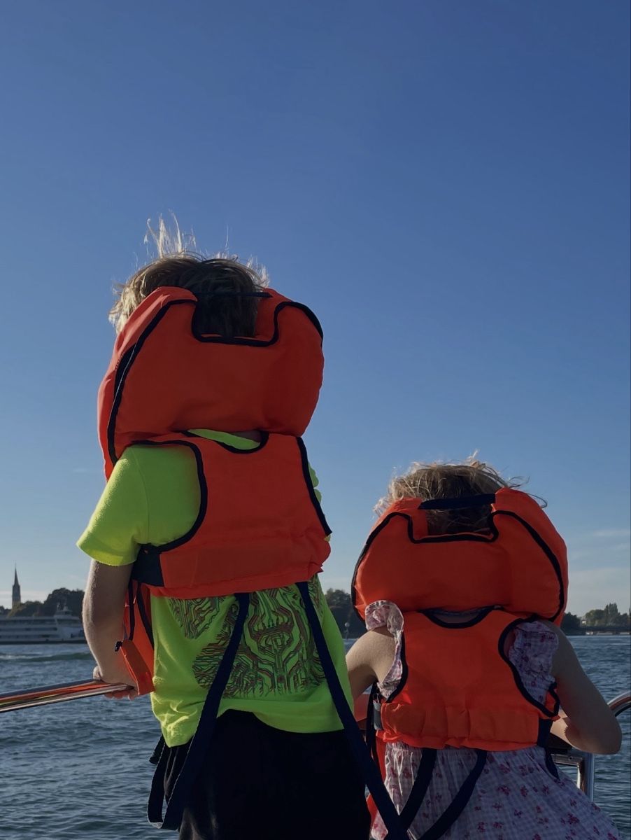 Helly Hansen Schwimmwesten: Rettungsweste Helly Hanson 10-25kg – Gebraucht aus Unterägeri von kabo1987 1