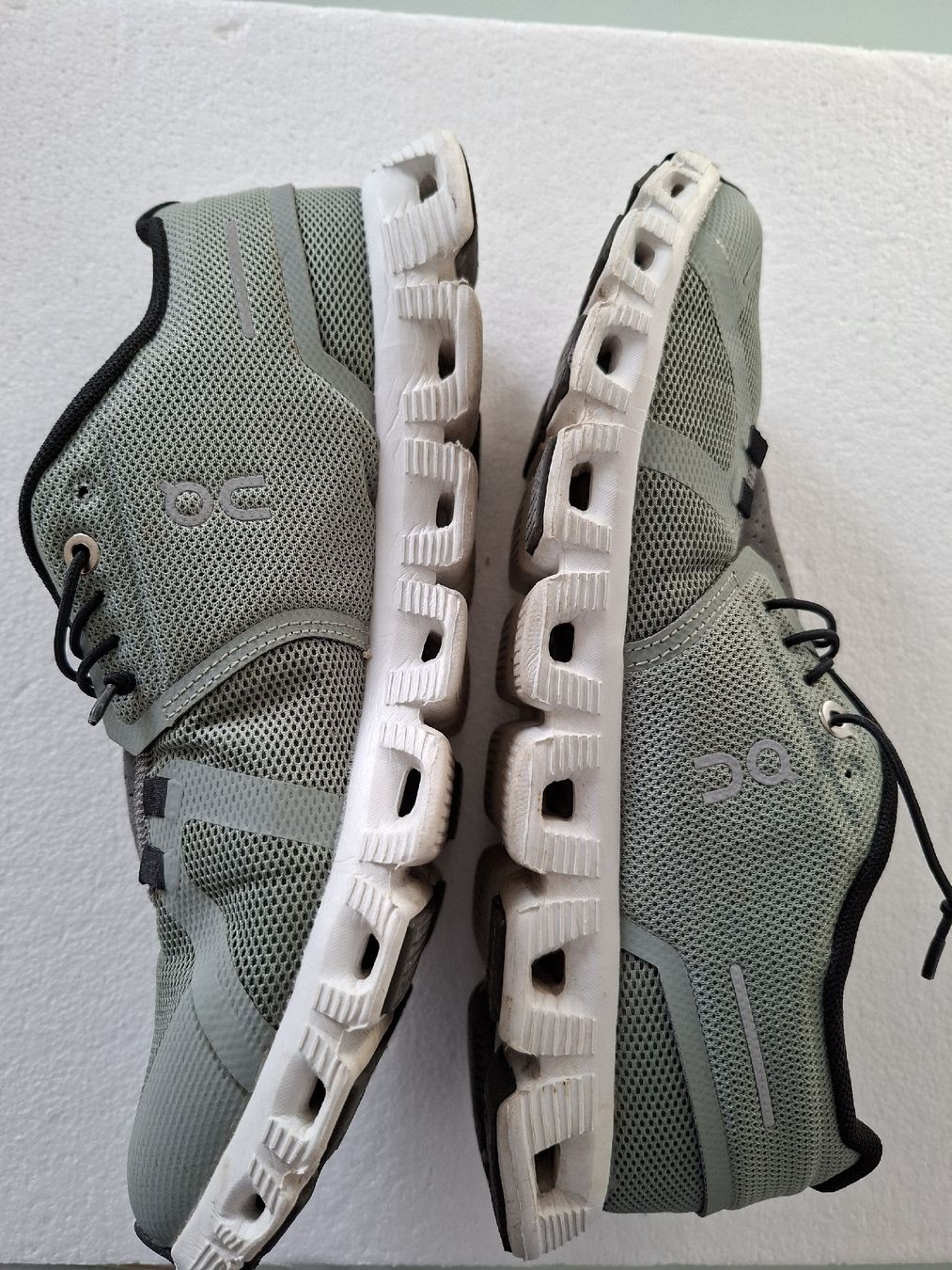 On Scarpe da uomo: Chaussures de running On Running en maille – Usato da Renens VD venduto da ser_j2fn 2