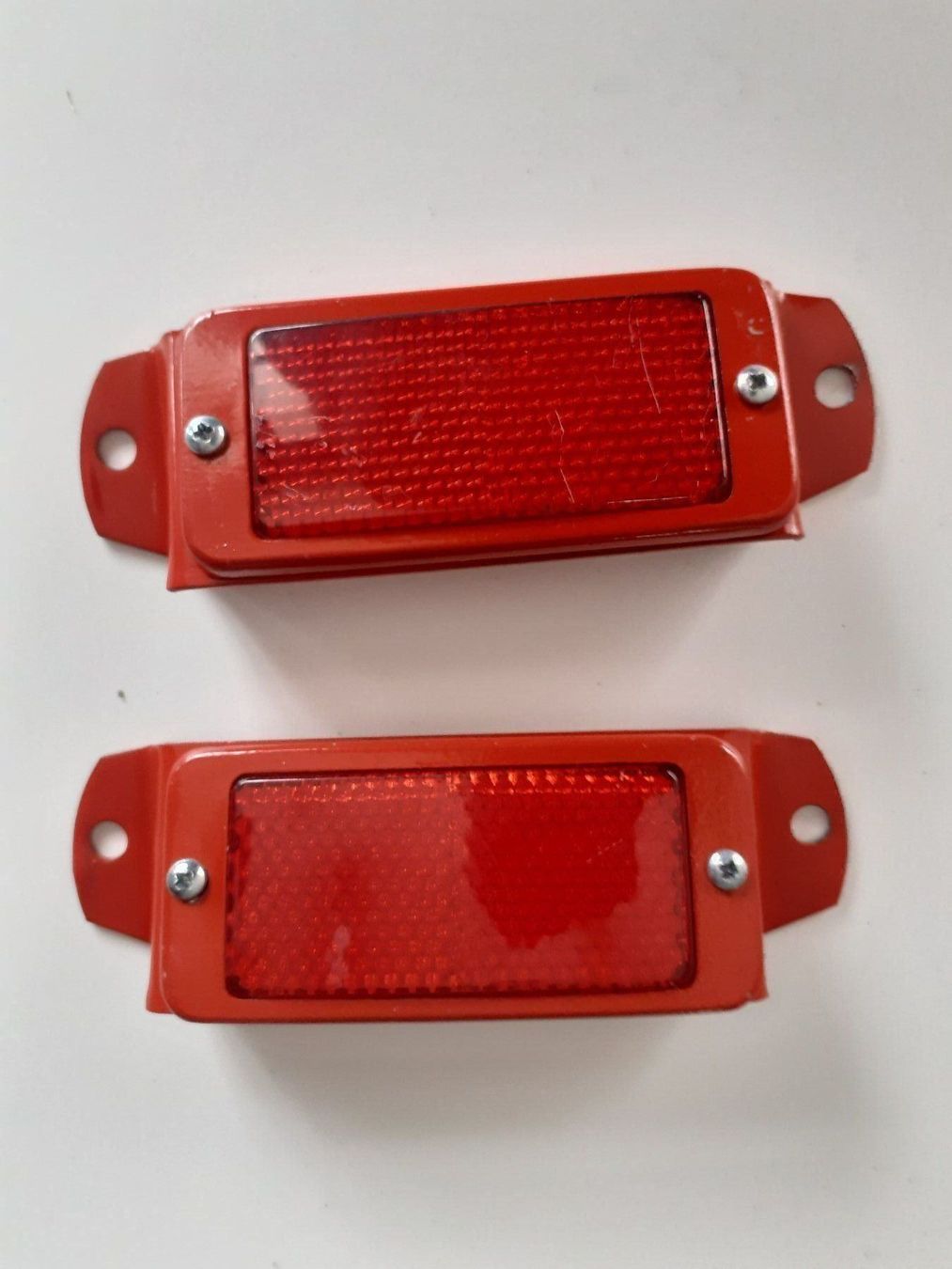 Massey Ferguson Trattori: Rückstrahler MF – Nuovo (secondo la descrizione) da Rothenthurm venduto da mf-schuler 1