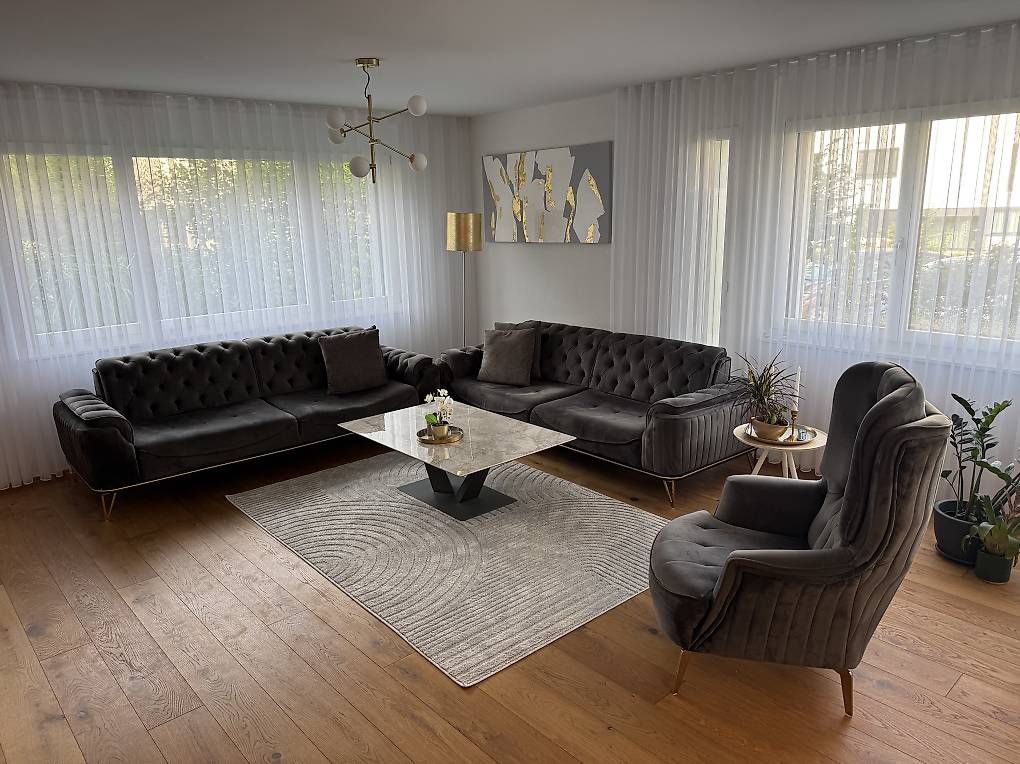 Sofas: Sofas – D'occasion à Mels par qaz_5fpj