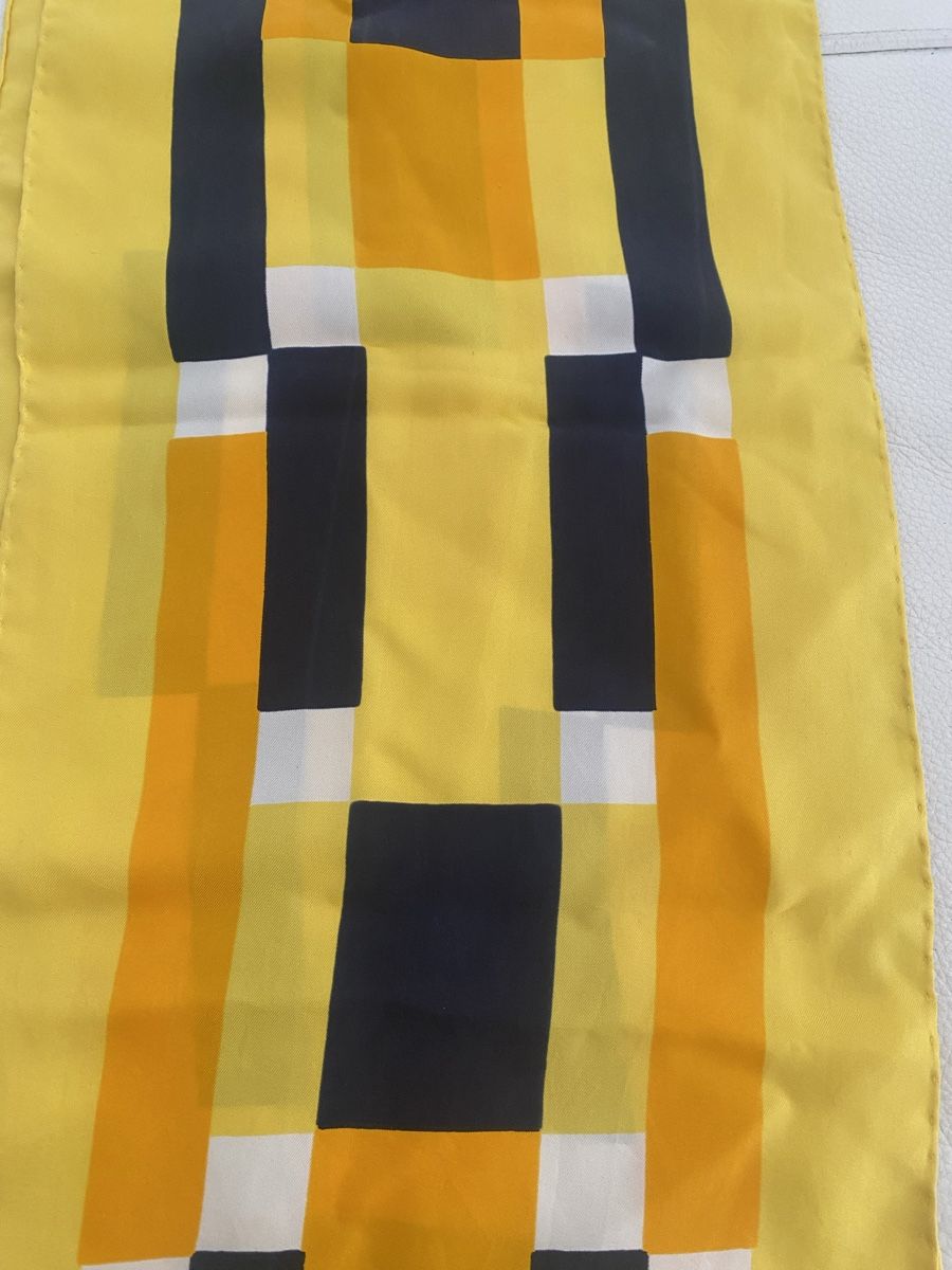 Foulard & Sciarpe: Seiden Schal 🌸 – Usato da Opfikon venduto da Luis144 3