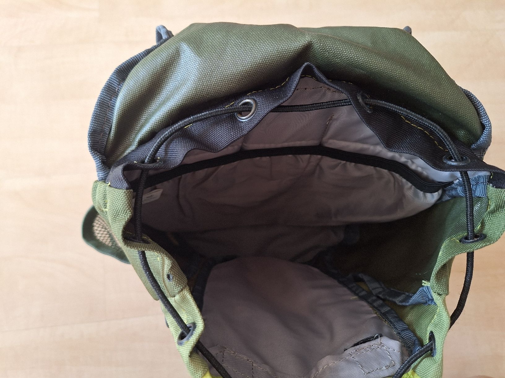 Deuter Borse & Zaini: Deuter Kinderrucksack "Waldfuchs" – Usato da Oberrieden venduto da smarties949 3