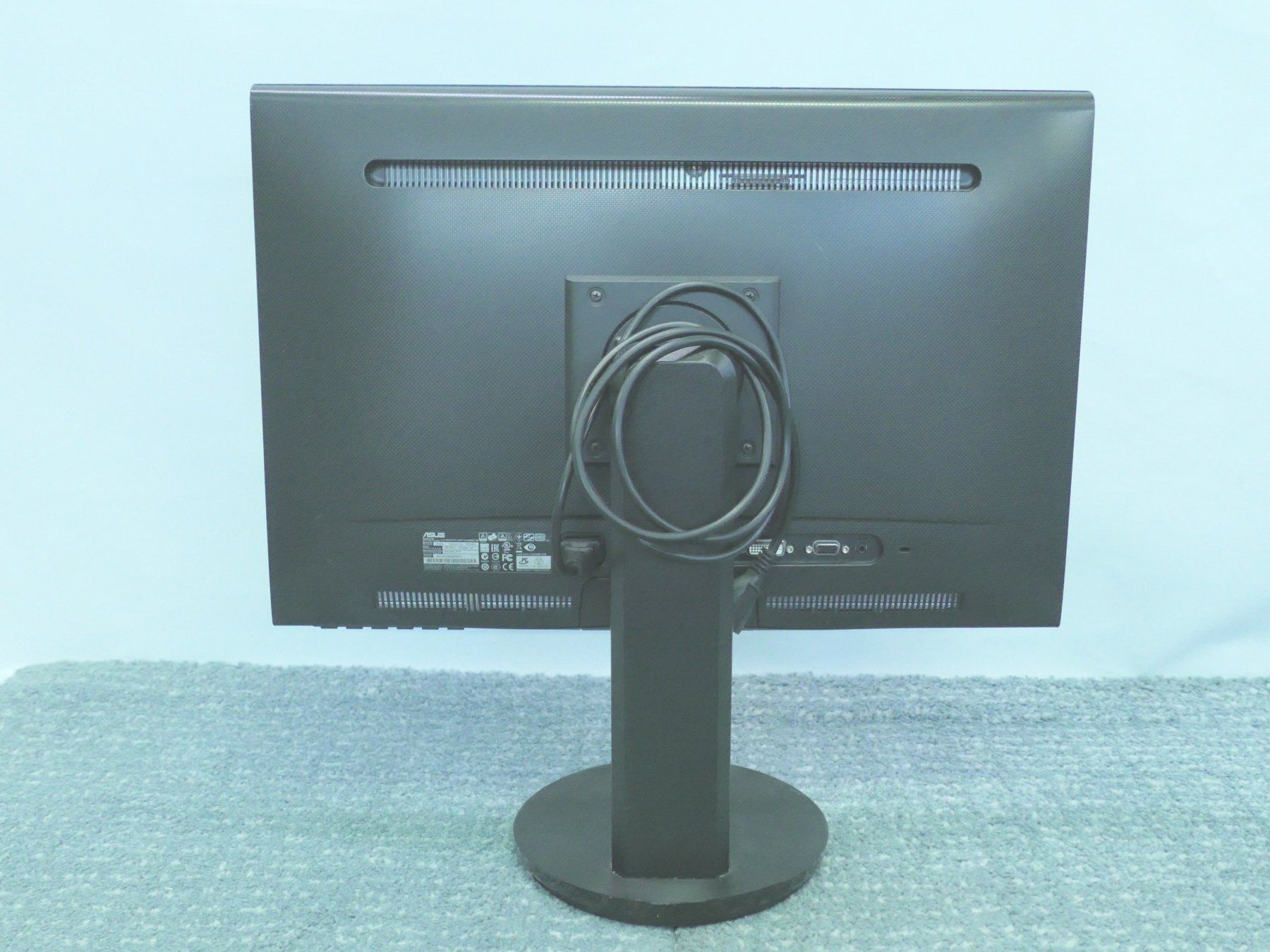 Asus Monitor: ASUS LCD-Monitor VS24A – Usato da Münchenstein venduto da VSPBL-Verkauf 1