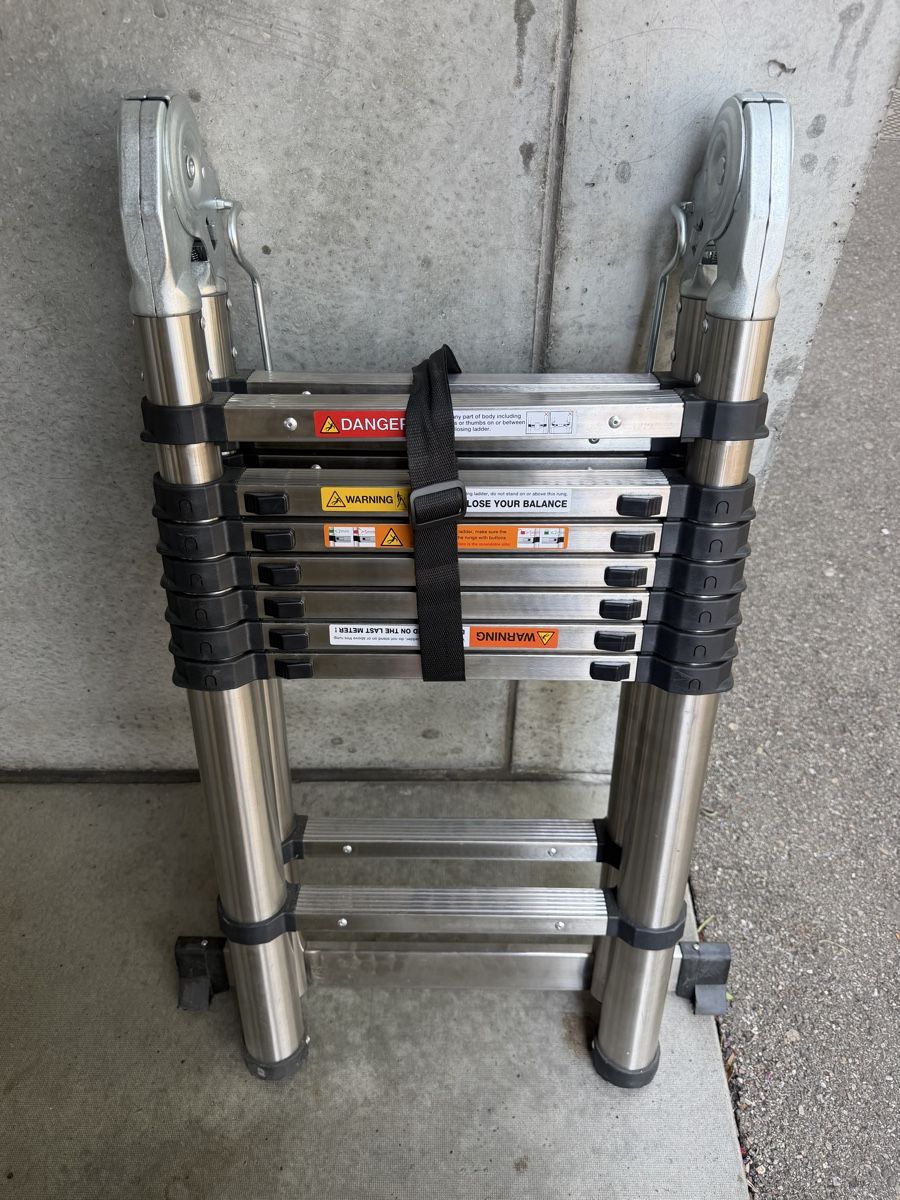 Echelles: Teleskopleiter 2.5M+2.5M Aluminium – Neuf (Voir description) à Zürich par Ermsa