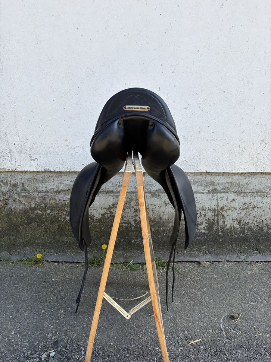 Sattel & Sattelzubehör: Dressursattel Prestige Venus – Gebraucht aus Bottmingen von chl_87yv 1