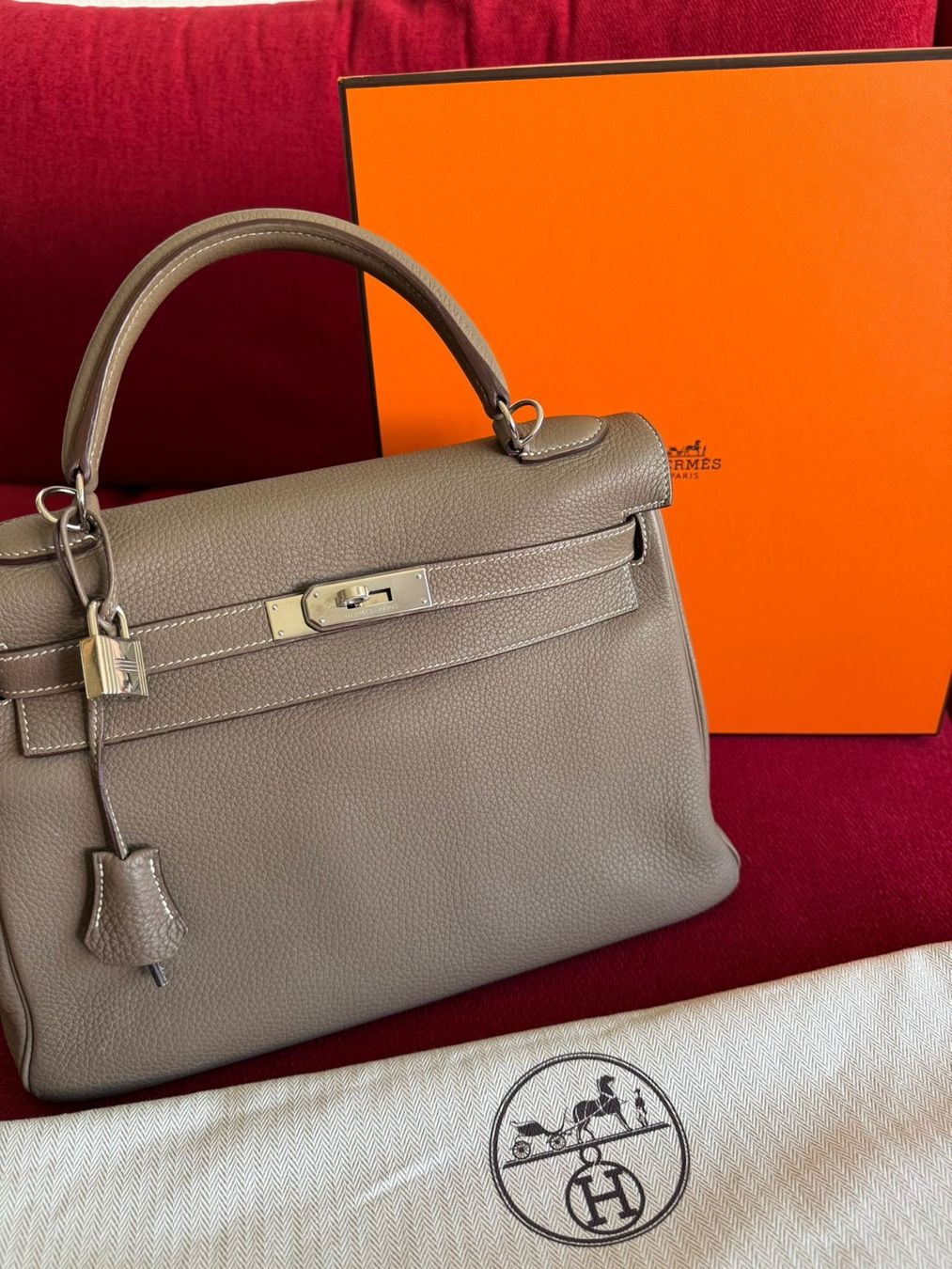 Hermès Borse da donna: Hermès Kelly 25 - Étoupe / Palladium – Usato da Reinach BL venduto da Yugi-Cards