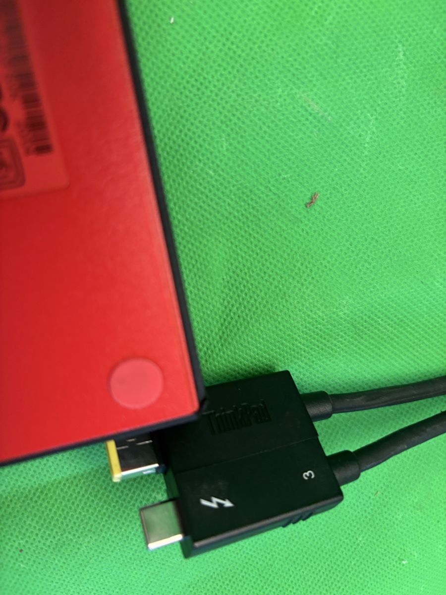 Lenovo Docking station: Lenovo ThinkPad Thunderbolt 3 Dock Gen 2 gebraucht – Usato da Kilchberg ZH venduto da bionicdog 3