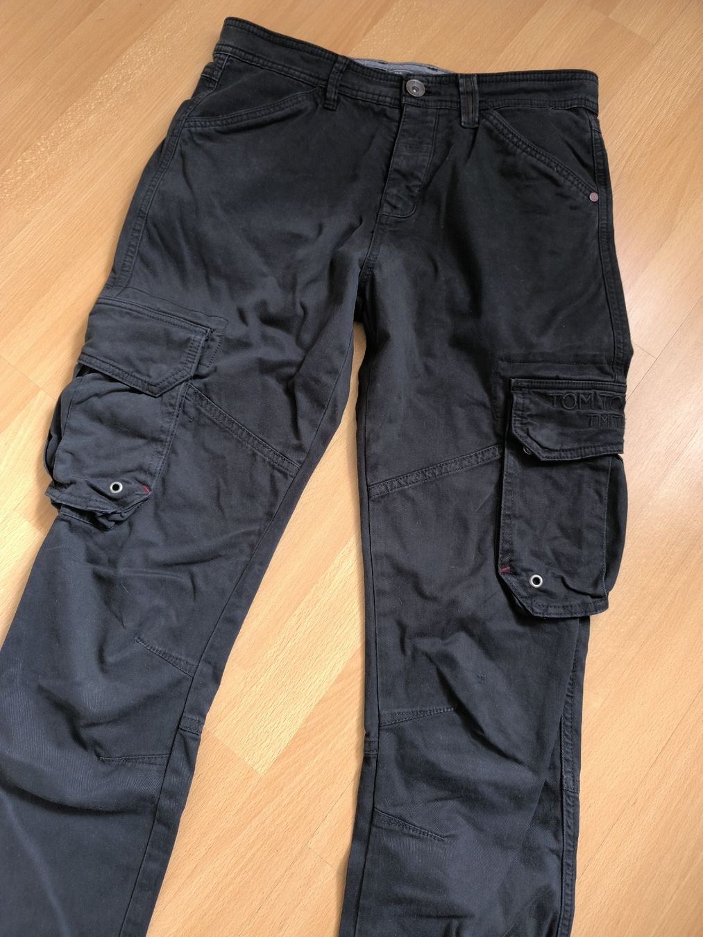 Pantaloni: Schwarze Hose Grösse 170/176 – Usato da Oberdiessbach venduto da Zwerg82 1