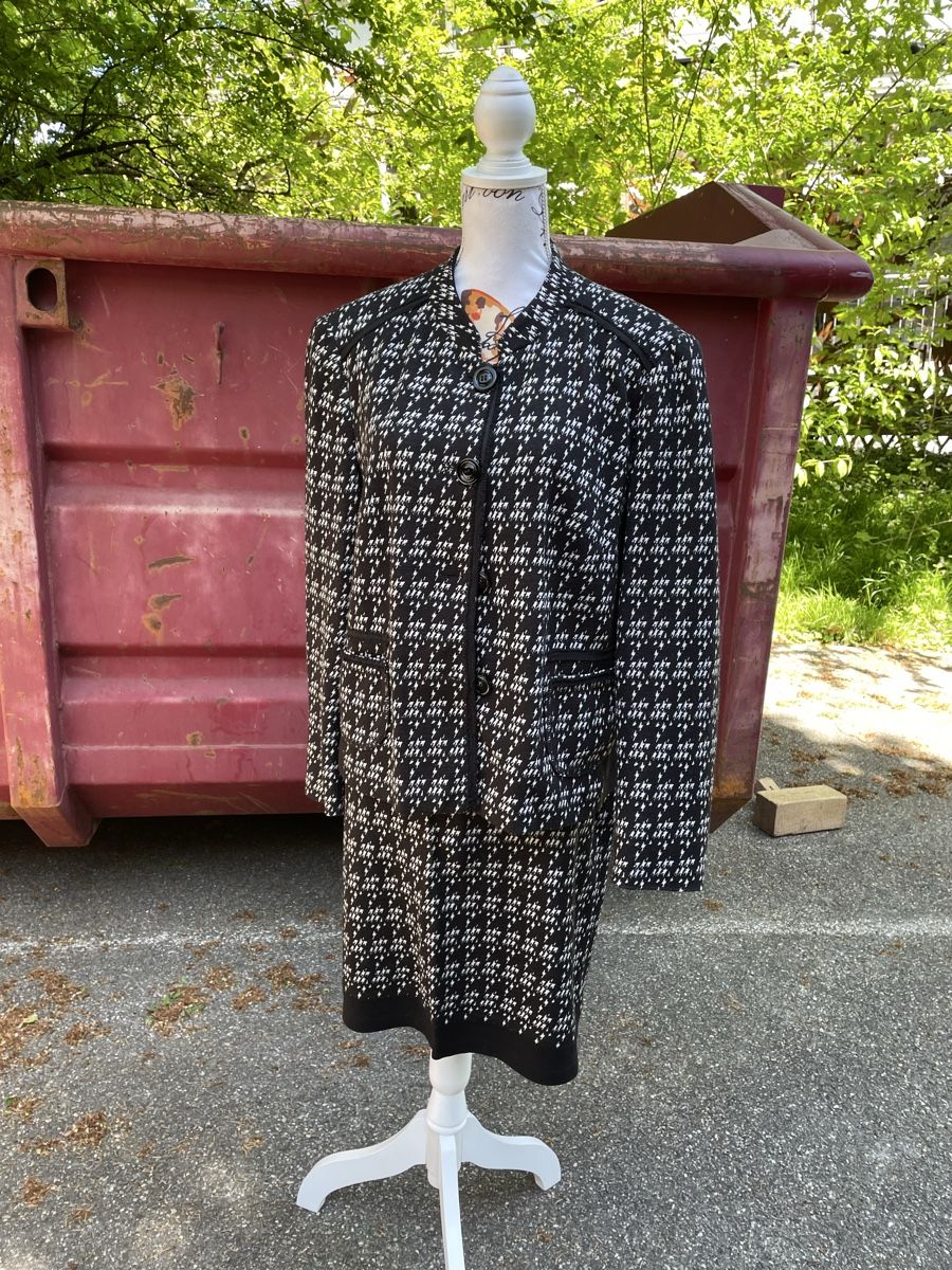 Gerry Weber Completi & Tailleur: Damenkostüm von Gerry Weber – Nuovo (secondo la descrizione) da Täuffelen venduto da Collectif_le_phoque
