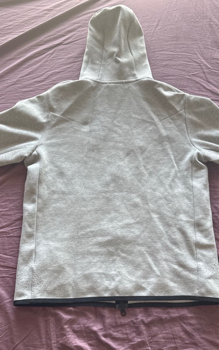 Jacken: Nike Tech Fleece – Gebraucht aus Lufingen von yaw_5swk 1