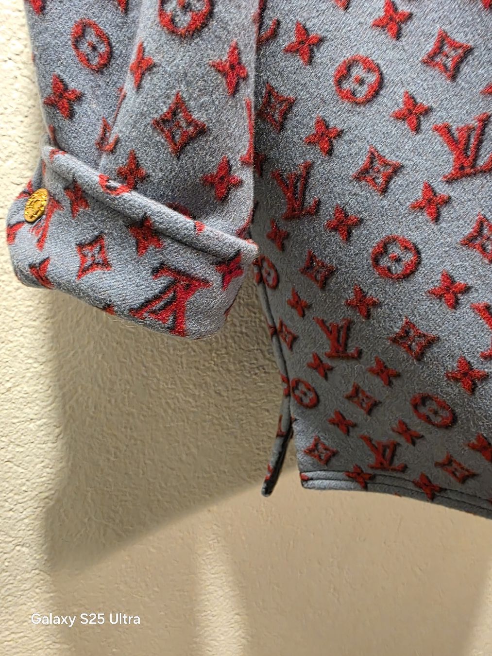 Louis Vuitton Giacche: Louis Vuitton 3D Monogram Zip-Up  Jacke, Gr. 38. Wolle – Nuovo (secondo la descrizione) da Kölliken venduto da ann_vf62 9