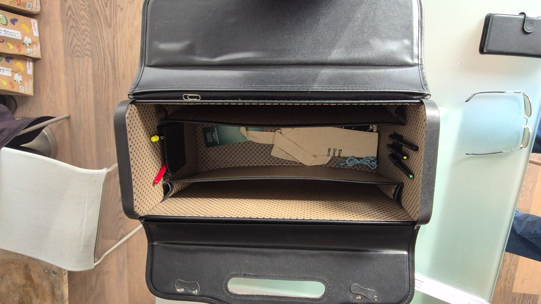 Valises & Sacs: Aktenmappe aus Leder – D'occasion à Stettlen par kur_ss2z 4