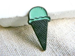 • Ice cream glace gelato cone   Versand möglich    Pin M9A.9
