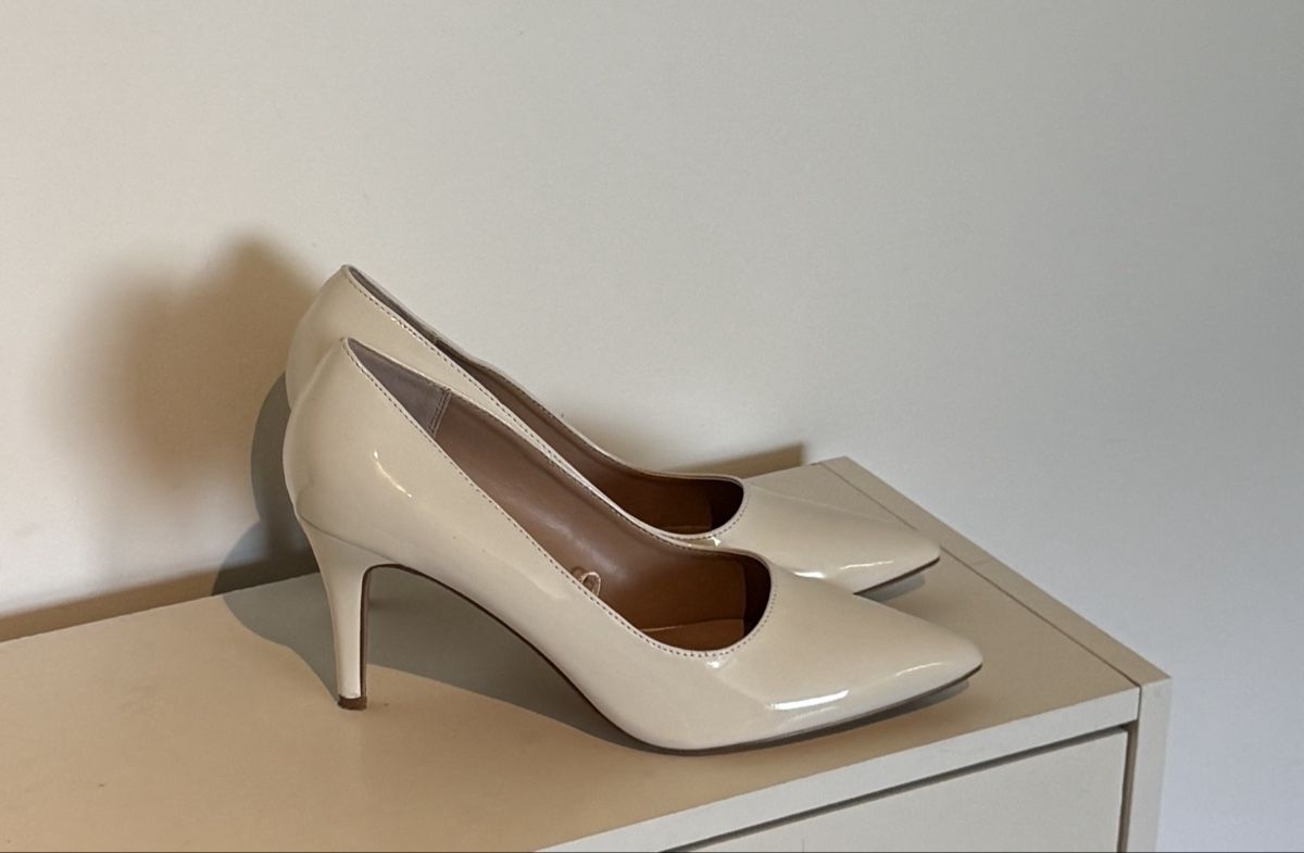 Anna Field Scarpe da donna: Escarpins vernis blanc cassé, taille 41 négociable – Usato da Sion venduto da bar_r96b