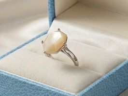Silberring 925 mit Perlmutter, elegant & dezent - Neu