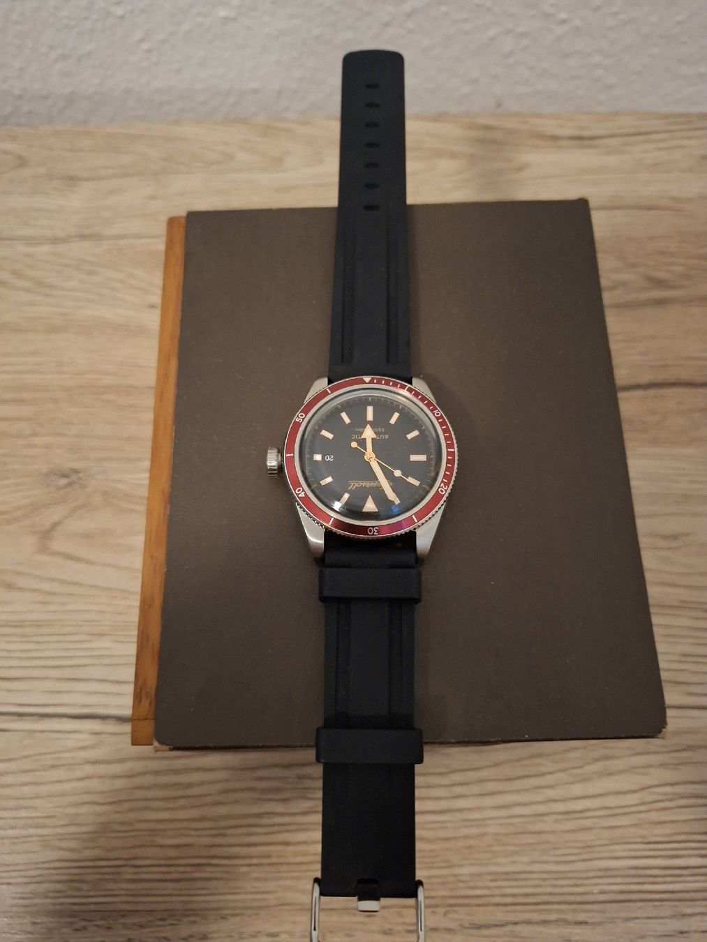 Ingersoll Orologi: Orologio automatico Ingersoll 10 ATM nero  – Usato da Tenero venduto da mat_7dfd