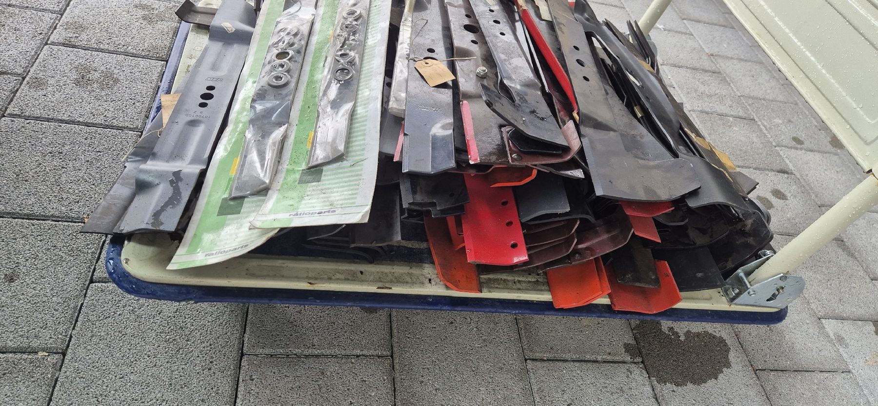 Tagliaerba: Rasenmäher Messer – Nuovo (secondo la descrizione) da Grenchen venduto da Hz. 3