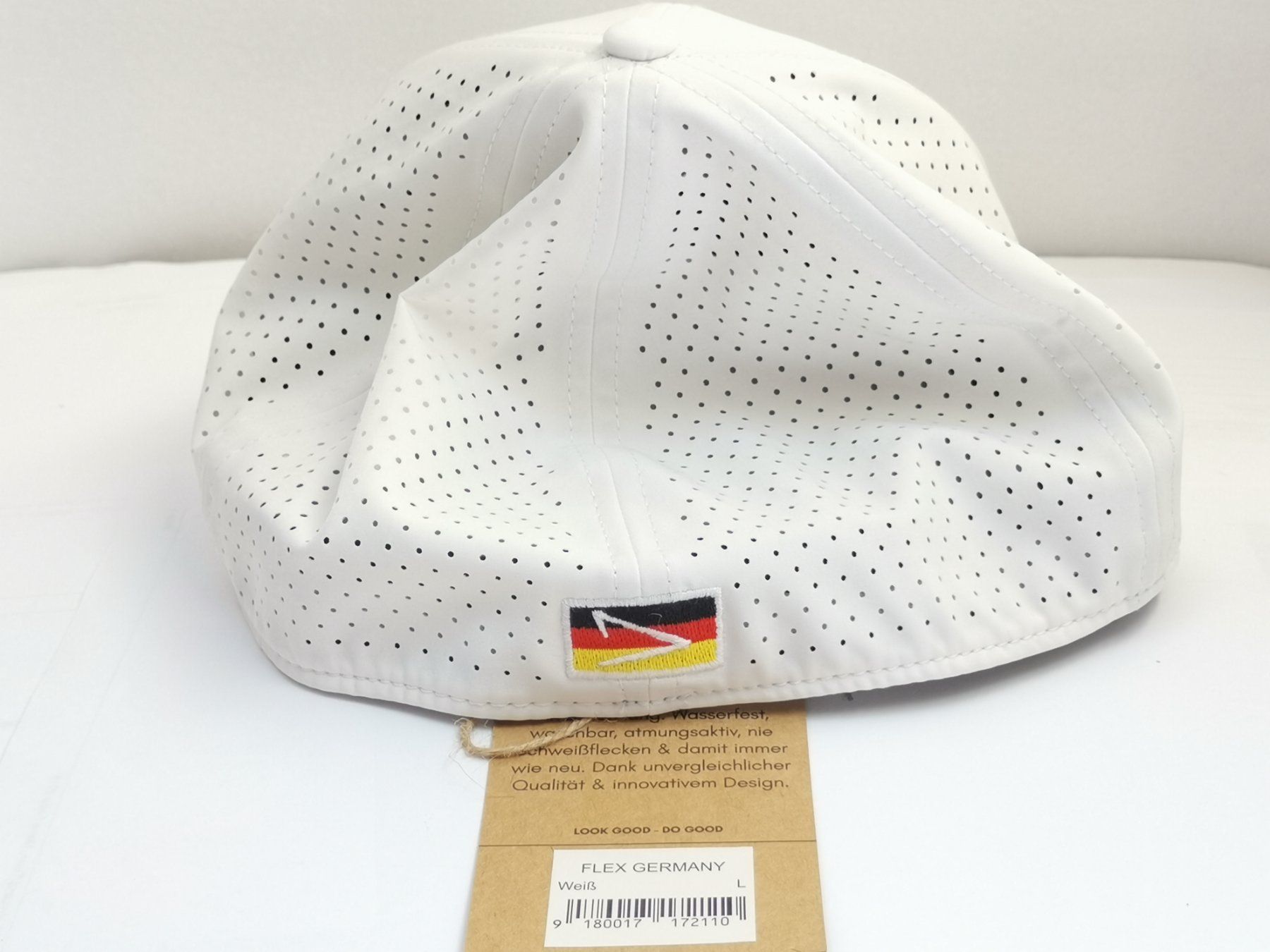 Chapeaux, bonnets & casquettes: 2 Apol WM Caps Flex L weiss & schwarz – Neuf avec emballage d'origine à Allschwil par H0-Bahner 4