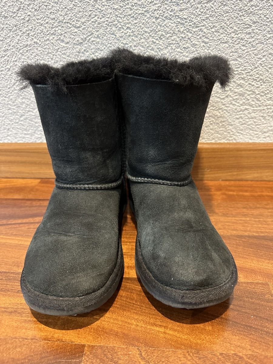 Ugg Schuhe für Mädchen: UGG Gr. 32,5 – Gebraucht aus Glattpark(Opfikon) von Glatt19 1