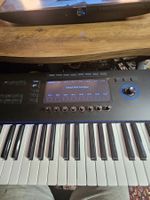 NI Kontrol S61 MK3 + KOMPLETE 15 Collectors Edition Bundle