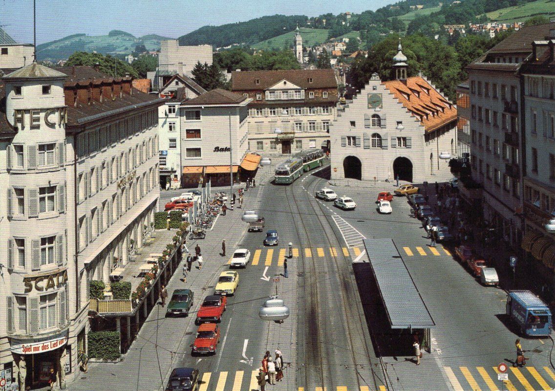 Cartoline postali: St. Gallen Marktplatz 1984 – Usato da St. Gallen venduto da Epu