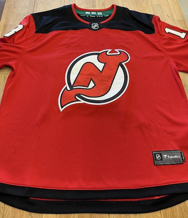 NHL Canottiere & Pantaloni: NHL Trikot - Hischier – Nuovo e nell'imballaggio originale da Kriessern venduto da c_n1 1