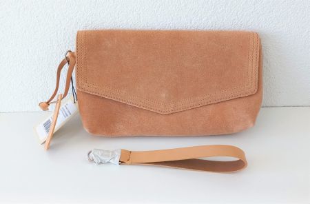 Handtasche Clutch von Kiomi, Wildleder Farbe nude, neu