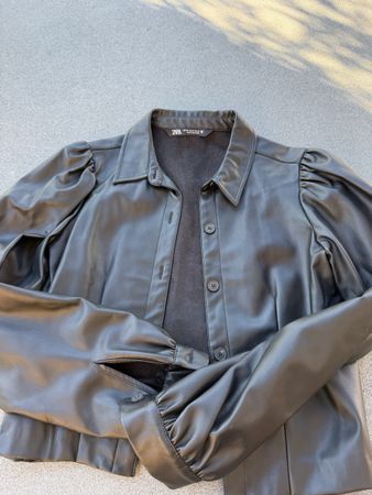 Zara Kunstleder Jacke schwarz Grösse XS guter Zustand