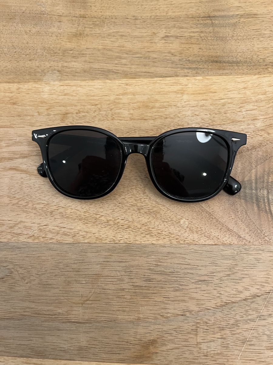 Lunettes & Verres: Sunglasses – Neuf (Voir description) à Adliswil par avatar83