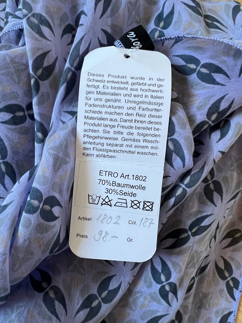 Colora Foulard & Sciarpe: Colora Schal, 30% Seide, Flieder, NEU – Nuovo e nell'imballaggio originale da Worb venduto da farben20zauber 1