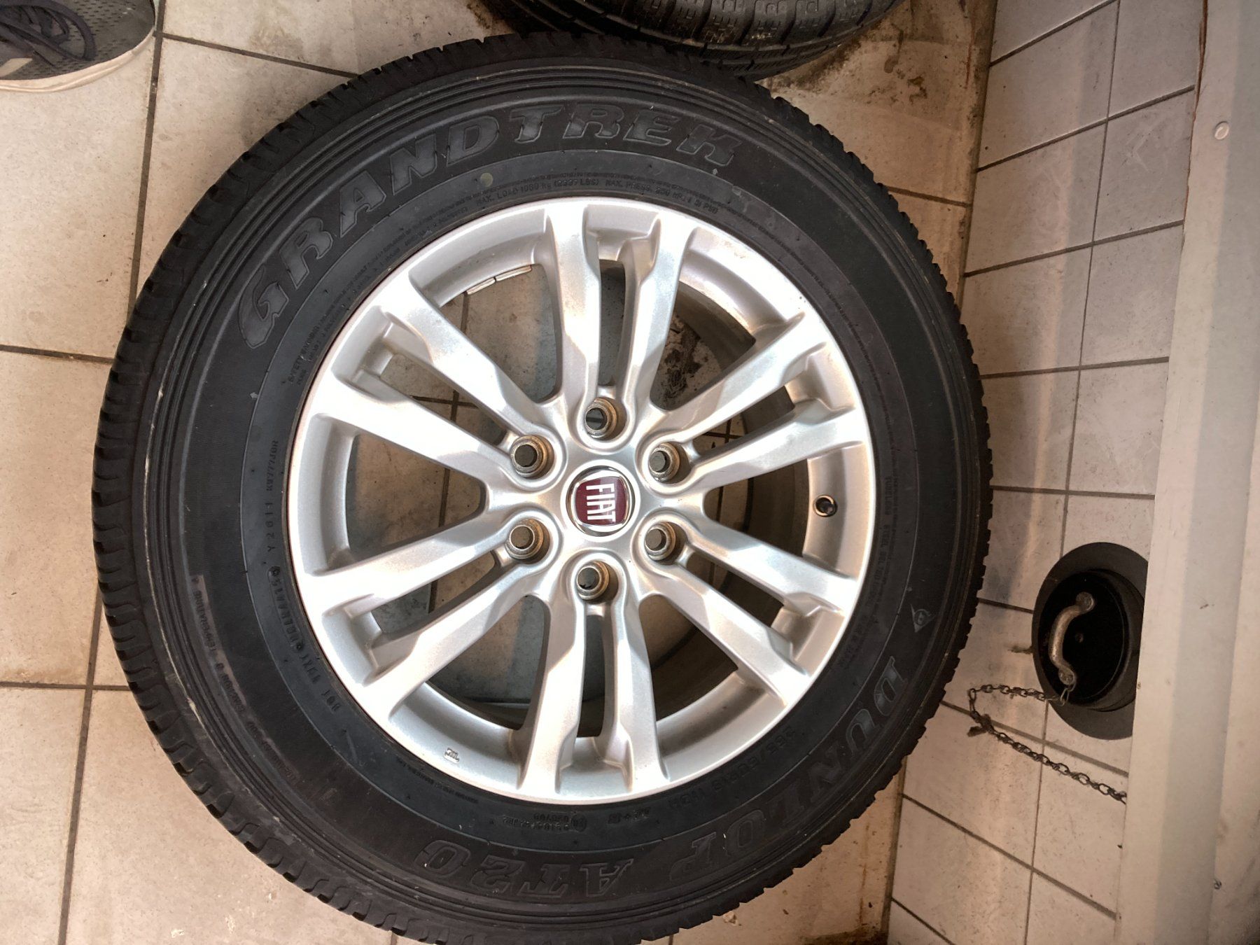 Fiat Pneumatici & Ruote complete: Fiat Fullback Sommerräder 265/60R18 – Usato da Cham venduto da WB2223 3