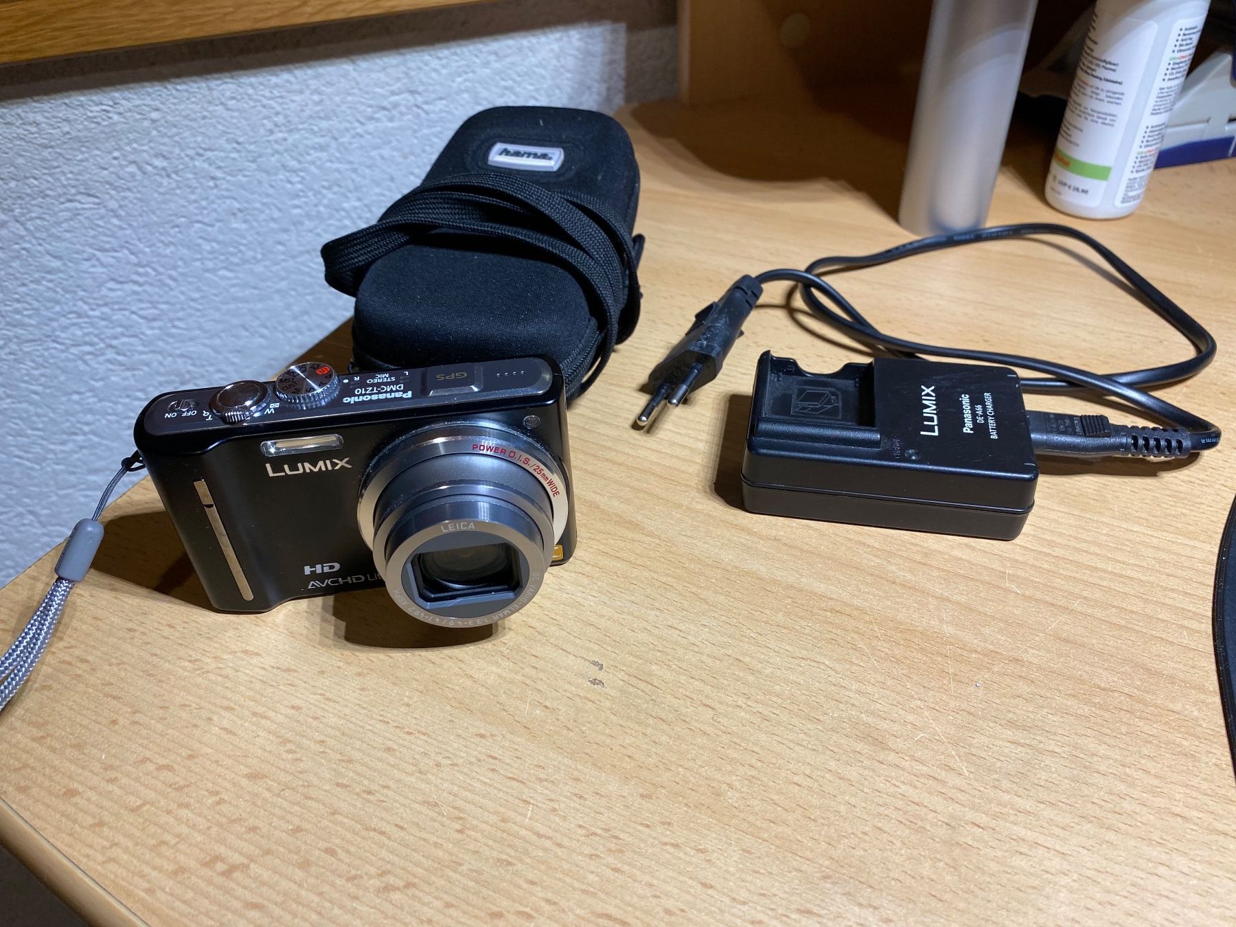 Panasonic Kamera: Panasonic Kamera Lumix TZ-10 – Gebraucht aus Steg VS von  2