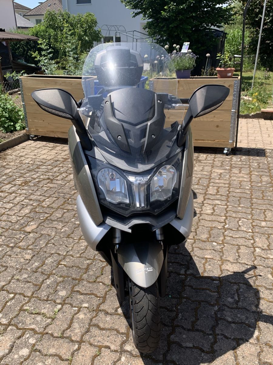 BMW Scooter: Roller BMW C 650 GT silber mit Topcase – Usato da Derendingen venduto da divided_10 3