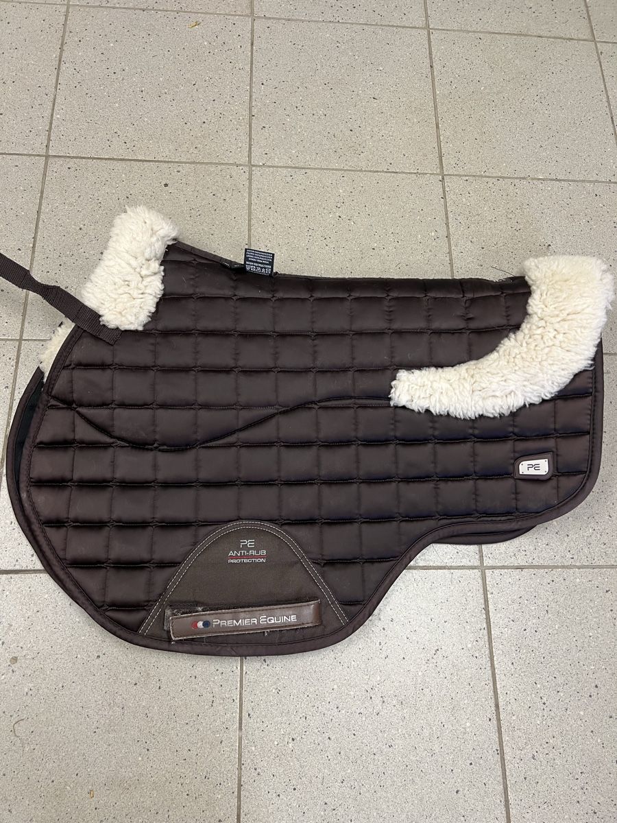 Coperte: Premier Equine Schabracke – Usato da Aesch BL venduto da strawberry.